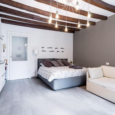 Navigli - Vigevano 45 & Casale 3A Studios Milan Extérieur photo